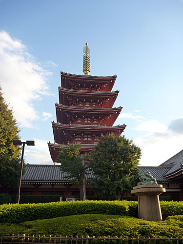 浅草寺　五重塔