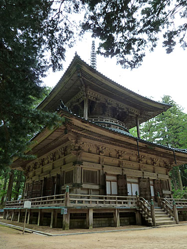 高野山　西塔